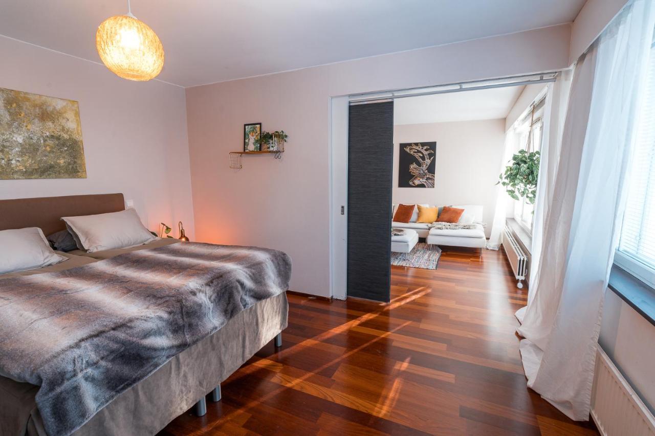 Nordic Gem Near Railway Station, Free Parking And Wifi Apartment โรวานิเอมิ ภายนอก รูปภาพ
